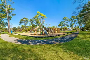 407 S 2nd St, Pensacola, FL 32507 - Photo 49