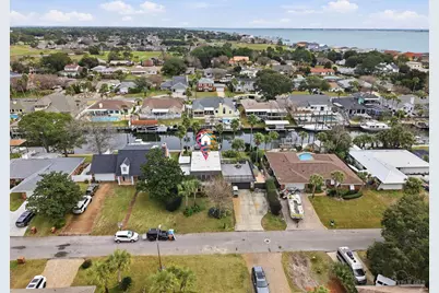 1148 Sunset Ln, Gulf Breeze, FL 32563 - Photo 57