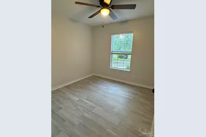 6709 Jasmine St, Milton, FL 32570 - Photo 9