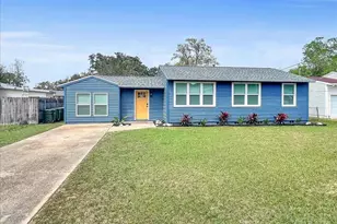 222 Henry St, Pensacola, FL 32507 - Photo 3