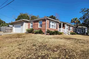 1100 E Hernandez St, Pensacola, FL 32503 - Photo 1