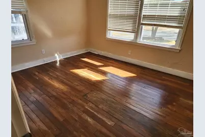 1100 E Hernandez St, Pensacola, FL 32503 - Photo 13