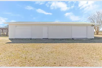 4710 Wiggins Ln, Century, FL 32535 - Photo 15