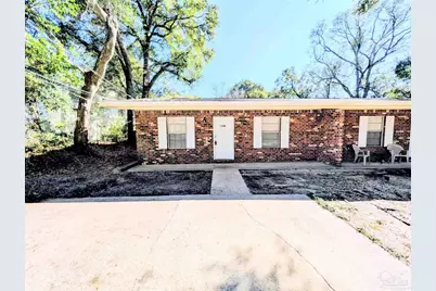 23 Redwood Cir #B, Pensacola, FL 32506 - Photo 1