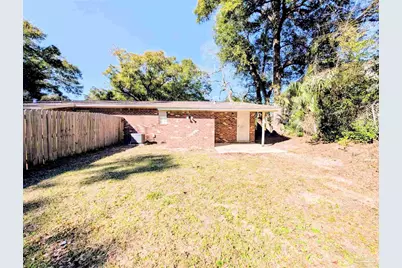 23 Redwood Cir #B, Pensacola, FL 32506 - Photo 3