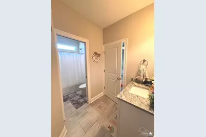 5596 Kailey Rd, Milton, FL 32583 - Photo 5