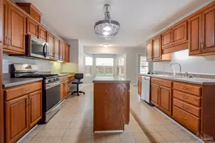 2512 Jibe Dr, Pensacola, FL 32507 - Photo 3