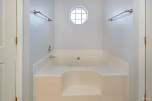 2512 Jibe Dr, Pensacola, FL 32507 - Photo 5