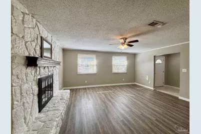 2912 Breckenridge Dr, Pensacola, FL 32526 - Photo 5