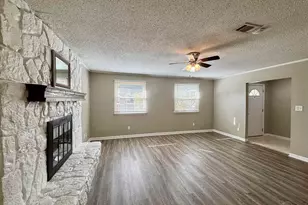 2912 Breckenridge Dr, Pensacola, FL 32526 - Photo 5