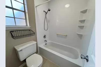 2912 Breckenridge Dr, Pensacola, FL 32526 - Photo 19