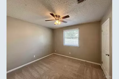 2912 Breckenridge Dr, Pensacola, FL 32526 - Photo 11