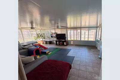 9085 Caribbean Dr, Pensacola, FL 32506 - Photo 13