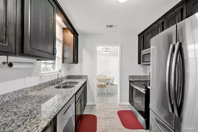 2794 King St, Pensacola, FL 32526 - Photo 11