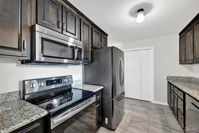 2794 King St, Pensacola, FL 32526 - Photo 9