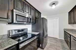 2794 King St, Pensacola, FL 32526 - Photo 9