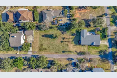 1009 Harbourview Cir, Pensacola, FL 32507 - Photo 9