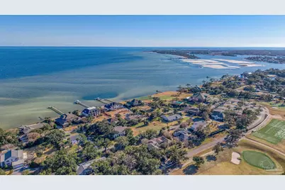 1009 Harbourview Cir, Pensacola, FL 32507 - Photo 27