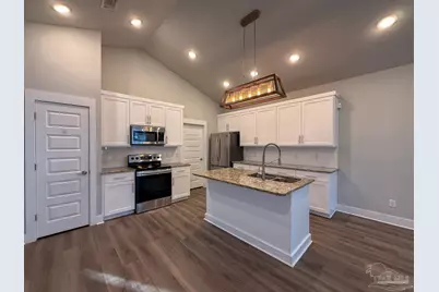 1006 N D St, Pensacola, FL 32501 - Photo 11