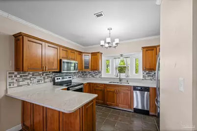 120 Baybridge Dr, Gulf Breeze, FL 32561 - Photo 5