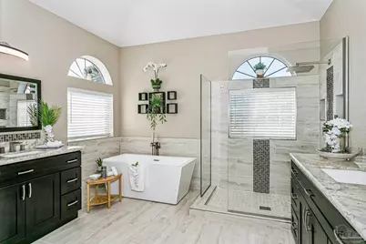 2099 Juno Cir, Pensacola, FL 32526 - Photo 19