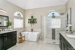 2099 Juno Cir, Pensacola, FL 32526 - Photo 19