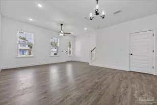 1409 Madelyn Woods Dr, Pensacola, FL 32506 - Photo 9