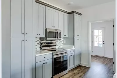 1409 Madelyn Woods Dr, Pensacola, FL 32506 - Photo 9