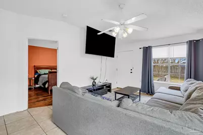 810 Hanover Dr, Pensacola, FL 32526 - Photo 9