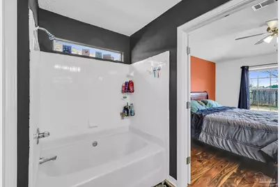 810 Hanover Dr, Pensacola, FL 32526 - Photo 15