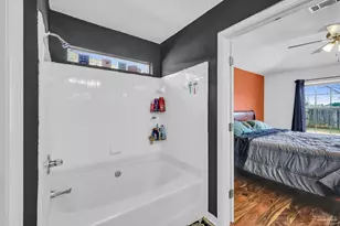 810 Hanover Dr, Pensacola, FL 32526 - Photo 15