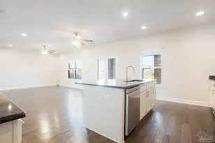 8016 Woodbrook Rd, Pensacola, FL 32526 - Photo 11