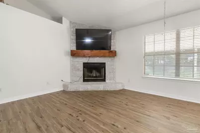 6917 Kapok Dr, Milton, FL 32583 - Photo 7