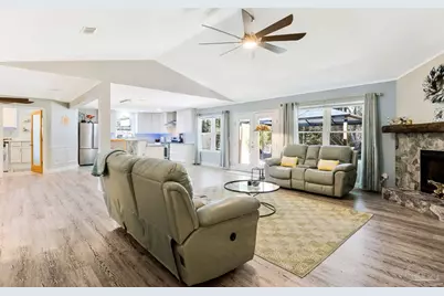 2004 Peregrine Ct, Pensacola, FL 32506 - Photo 9