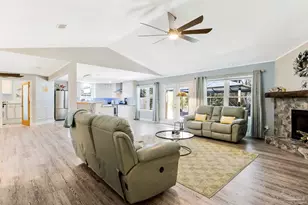 2004 Peregrine Ct, Pensacola, FL 32506 - Photo 9