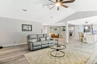 2004 Peregrine Ct, Pensacola, FL 32506 - Photo 7