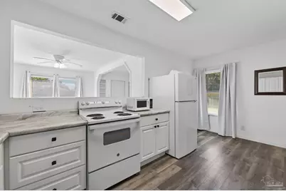 5260 Milton Trl, Milton, FL 32583 - Photo 7