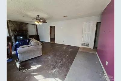 10598 Kansas Ave, Milton, FL 32583 - Photo 9