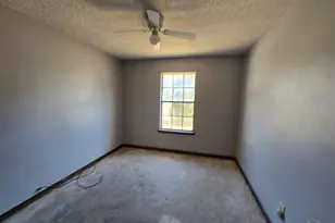 5833 Princeton Dr, Pensacola, FL 32526 - Photo 7