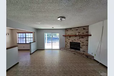 5833 Princeton Dr, Pensacola, FL 32526 - Photo 3