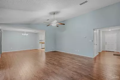 4785 Tami Ln, Pensacola, FL 32526 - Photo 7