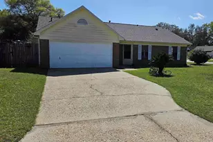 4785 Tami Ln, Pensacola, FL 32526 - Photo 1