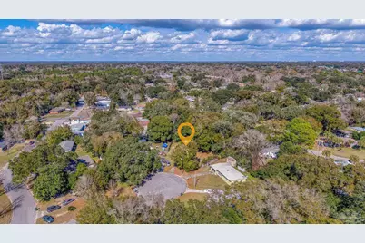 514 S Edgewood Cir, Pensacola, FL 32506 - Photo 5