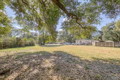 514 S Edgewood Cir, Pensacola, FL 32506 - Photo 9