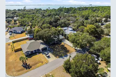 5471 Bonanza Dr, Gulf Breeze, FL 32563 - Photo 59