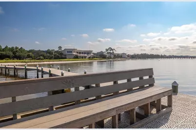 1551 Winding Shore Dr, Gulf Breeze, FL 32563 - Photo 9