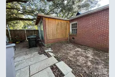 3914 W Gadsden St, Pensacola, FL 32505 - Photo 9