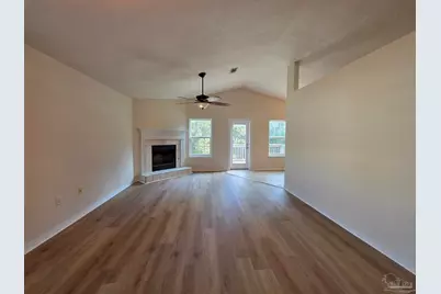 6204 Pomeral Summit, Milton, FL 32570 - Photo 5