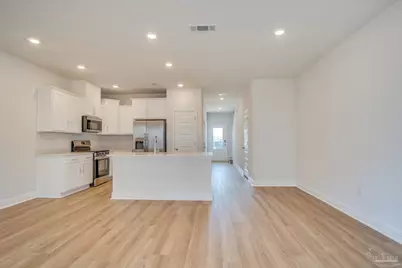 2495 Cliff Hollow Cir, Gulf Breeze, FL 32563 - Photo 3