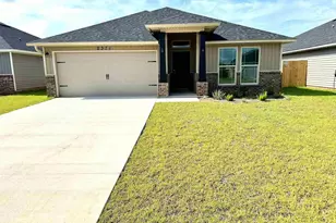2371 Privet Berry Dr, Gulf Breeze, FL 32563 - Photo 1